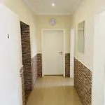 Zentrale 4 Zimmerwohnung Mit Kostenlosem Stellplatz