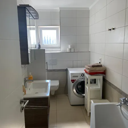 Apartmán Zentrale 4 Zimmerwohnung Mit Kostenlosem Stellplatz