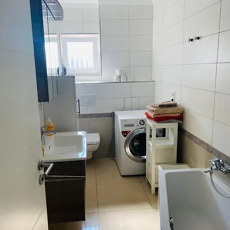 Apartamento Zentrale 4 Zimmerwohnung Mit Kostenlosem Stellplatz Heidelberg