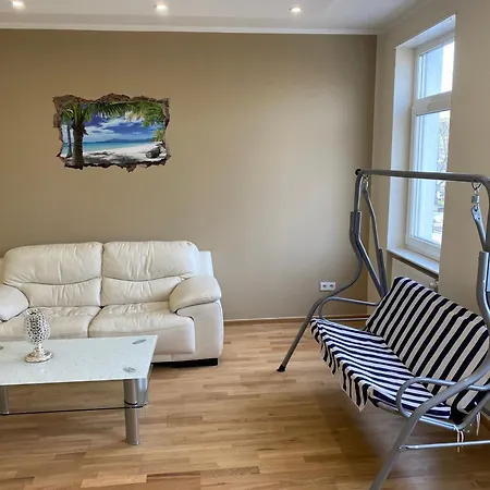 Apartment Zentrale 4 Zimmerwohnung Mit Kostenlosem Stellplatz *